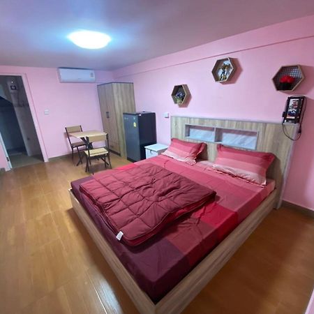 בנגקוק Hotel Del Luna מראה חיצוני תמונה